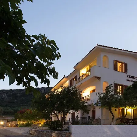 Апартаменты Venetia *