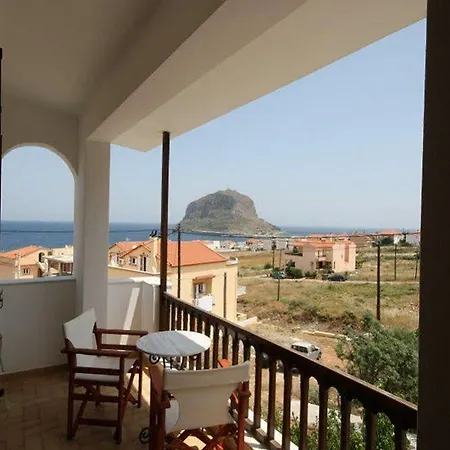 Venetia Апартаменты Монемвазия